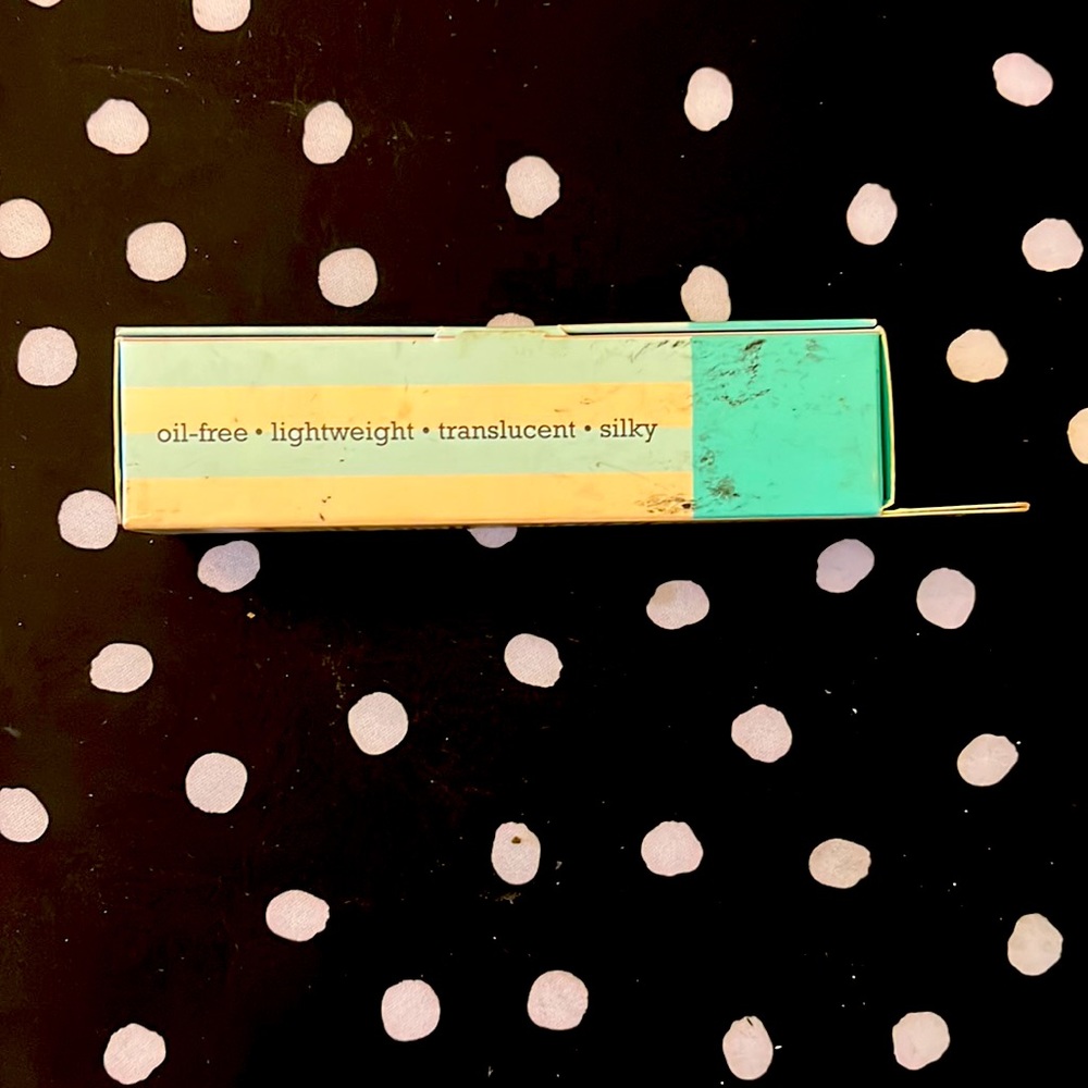 Benefit Cosmetics - the POREfessional 👑💕 - Picture 3 of 6